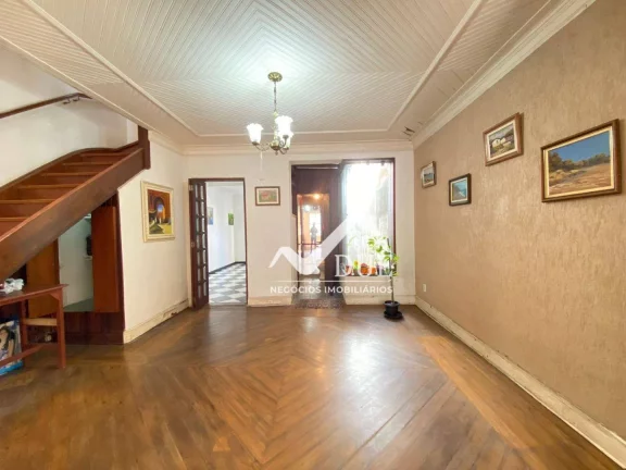 Imagem Sobrado com 3 dormitórios à venda, 109 m² por R$ 850.000,00 - Gonzaga - Santos/SP