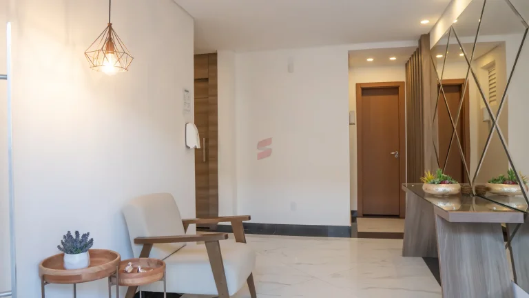 Imagem APARTAMENTO com 3 dormitórios à venda com 175m² por R$ 1.590.000,00 no bairro Caiobá - MATINHOS / PR