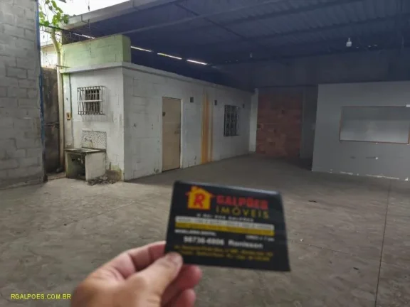 Imagem Galpão para Locação em DUQUE DE CAXIAS, Jardim Anhanga, 2 banheiros