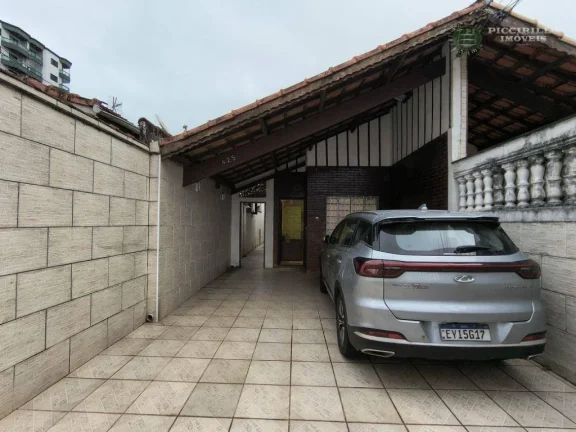Imagem Casa com 2 dormitórios à venda, 115 m² por R$ 550.000,00 - Vila Guilhermina - Praia Grande/SP
