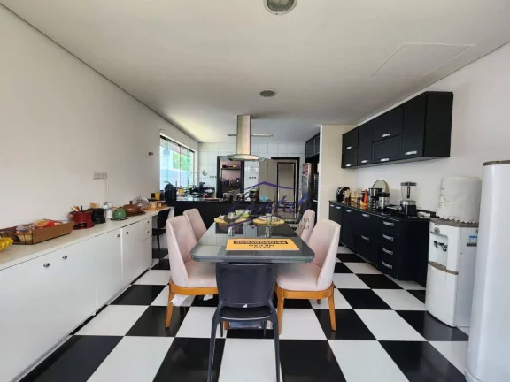 Imagem Casa com 6 dormitórios à venda, 238 m² por R$ 1.300.000,00 - Granja Viana - Cotia/SP