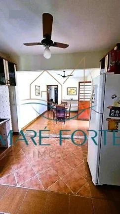 Imagem AMPLA CASA COM CHURRASQUEIRA E QUINTAL