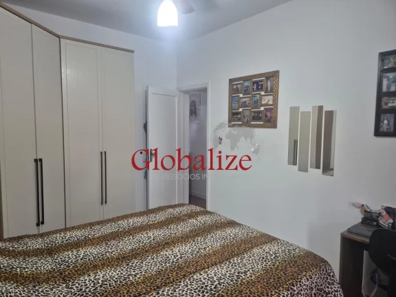 Imagem Apartamento no 1° Andar, com 2 dormitórios à venda no bairro da Aparecida por R$385.000,00.
