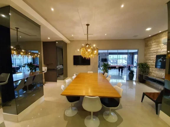 Imagem Apartamento com 3 suítes e 2 vagas de garagem em Balneário Camboriú/SC