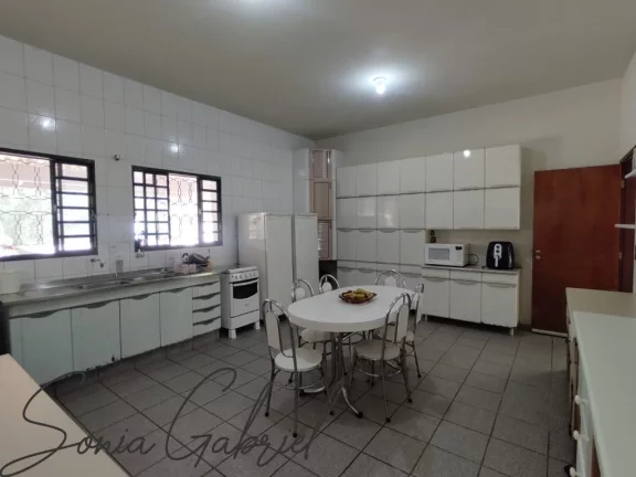 Imagem Chácara de luxo à venda em Louveira-SP, no bairro Monterrey, com 4 quartos, 4 suítes e 365,65m² de área! Imagem Chácara de luxo à venda em Louveira-SP, no bairro Monterrey, com 4 quartos, 4 suítes e 365,65m² de área!
