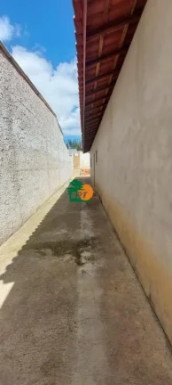 Imagem Chácara para Venda em Mairinque, Jardim Oriental, 3 dormitórios, 1 suíte, 1 banheiro, 1 vaga
