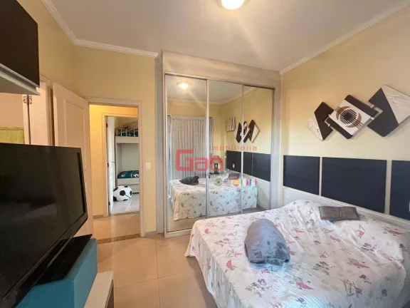 Imagem Apartamento com 2 dormitórios à venda, 152 m² por R$ 550.000,00 - Braga - Cabo Frio/RJ