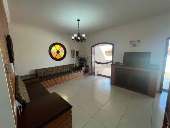 Imagem Espaçosa Casa Térrea 4 Quartos com Piscina em Agenor de Campos