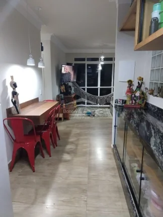 Imagem Apartamento reformado de 2 quartos à venda no Centro de Campinas! Aceita permuta!

Você é daquela...