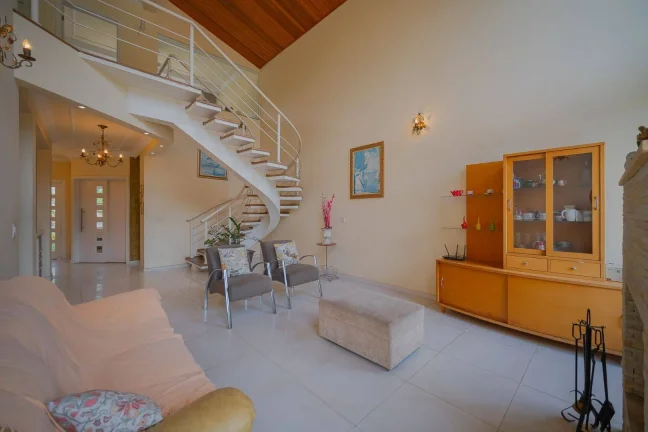 Imagem Casa à venda, 5 Quartos, 15 minutos do centro de Alphaville.