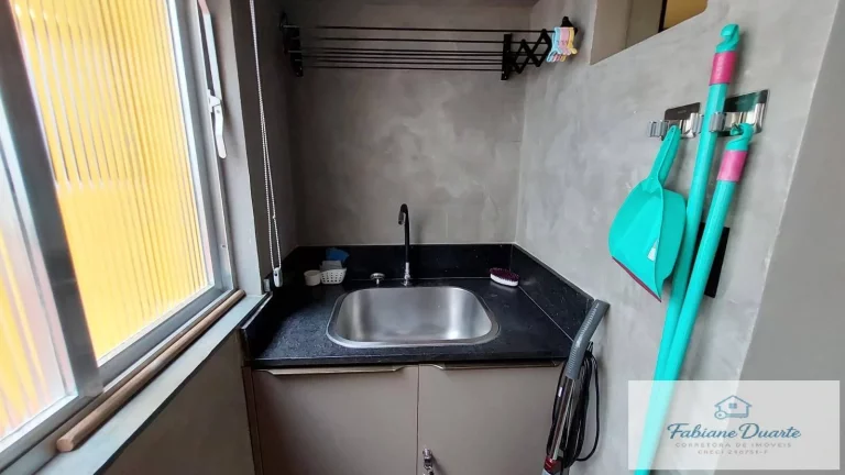 Imagem Apartamento 2 dormitórios reformado na Área Nobre da praia Grande