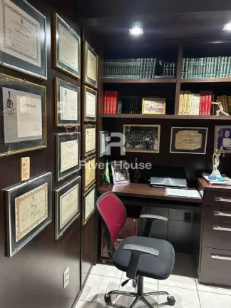 Imagem Casa Terrea padrão à venda, sendo 465 m² de area Total 03 suites Bairro Jardim Tropical , Cuiabá, MT