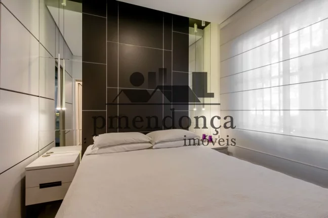 Imagem Apartamento reformado no primeiro andar em prédio charmoso da Ru Dr Gabriel dos Santos