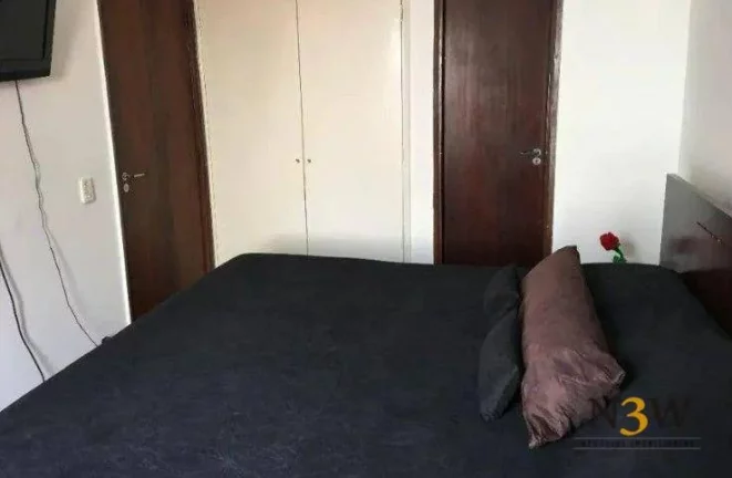 Imagem Casa à venda no Parque Continental São Paulo SP com 3 dormitórios (1 suíte), escritório, 4 vagas de garagem e amplo quintal