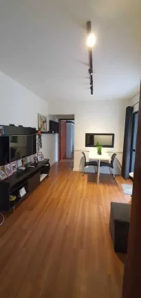 Imagem Apartamento mobiliado com 1 dormitório e 1 vaga de garagem no Centro de Balneário Camboriú