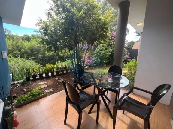 Imagem Casa em Condomínio a Venda no bairro Granja Viana - Jandira, SP
