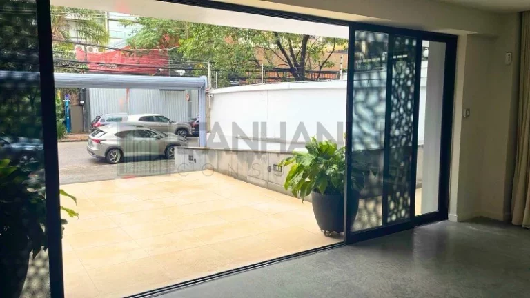 Imagem Prédio Monousuário localizado no privilegiado bairro do Jardim Europa, em uma região de fácil acesso por transporte público e particular. Com um ter