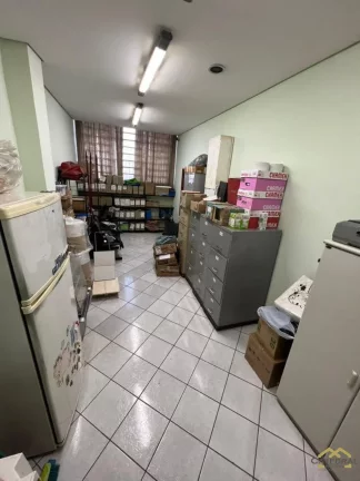 Imagem Salão Comercial para Locação na Vila Arens com 160m², 03 salas e um mezanino