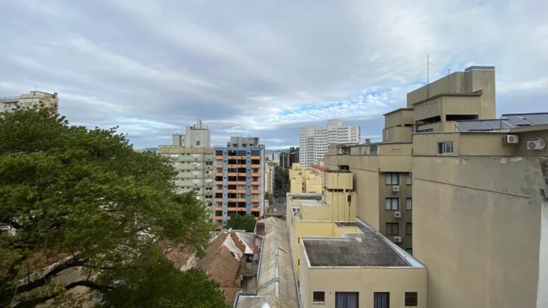 Imagem Apartamento à venda em Porto Alegre, Centro Histórico, com 1 quarto, 42m2