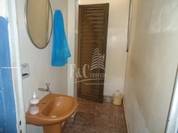 Imagem Casa para Venda em Limeira, JARDIM DO LAGO, 3 dormitórios, 3 suítes, 2 banheiros, 6 vagas