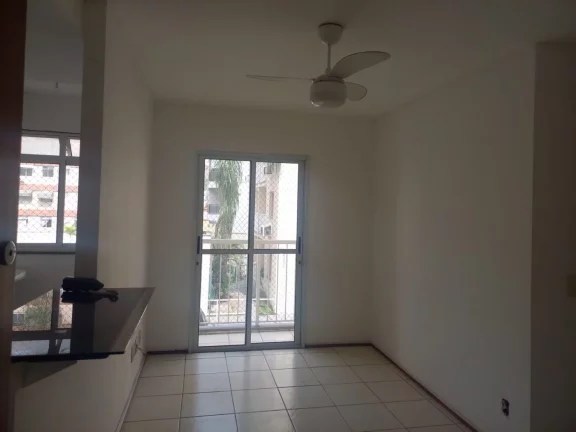 Imagem Apartamento para Venda em Rio de Janeiro, Praça Seca, 2 dormitórios, 1 banheiro, 1 vaga