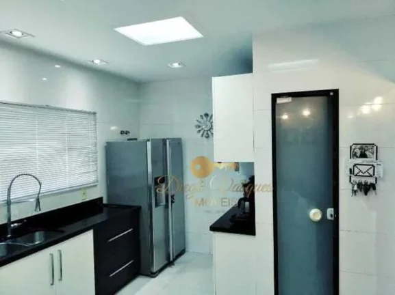 Imagem Casa em Condomínio para Venda em Teresópolis / RJ no bairro Quebra Frascos