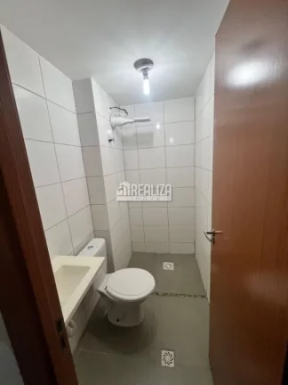 Imagem Apartamento de 2 dormitórios com piscina no Condomínio Residencial Lago das Brisas, no bairro Estados Unidos, em Uberaba
