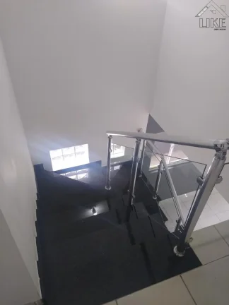 Imagem Vendo uma Linda Casa sobrado 3 quartos sendo 1 suíte no Jardim Satélite