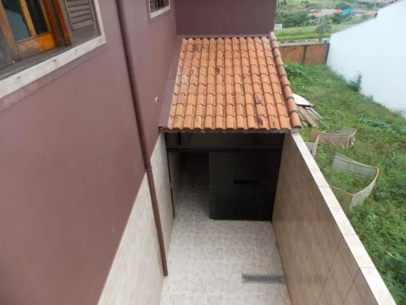 Imagem Sobrado com Ponto Comercial à Venda em Excelente Localização – 280m² – R$ 780 mil