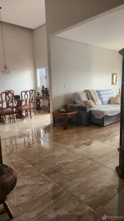 Imagem Casa à Venda no Bairro Bela Vista em Patos de Minas – 3 Quartos com Suíte e Área Gourmet