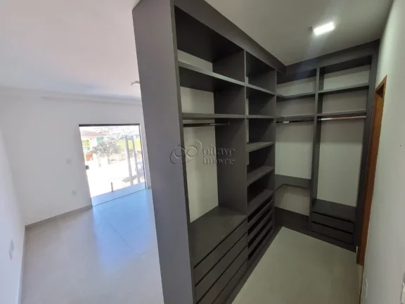 Imagem EXCELENTE CASA NO VALE DOS CRISTAIS MODERNA COM ACABAMENTO SOFISTICADO