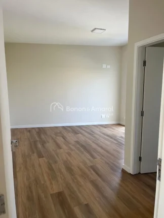 Imagem Apresentamos esta magnífica casa assobradada localizada no exclusivo Condomínio Porto Seguro Villa...