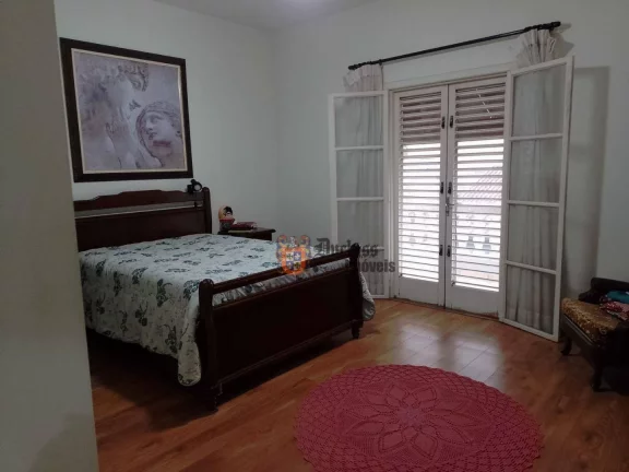 Imagem Sobrado com 4 dormitórios à venda, 962 m² por R$ 2.500.000,00 - Quiririm - Taubaté/SP