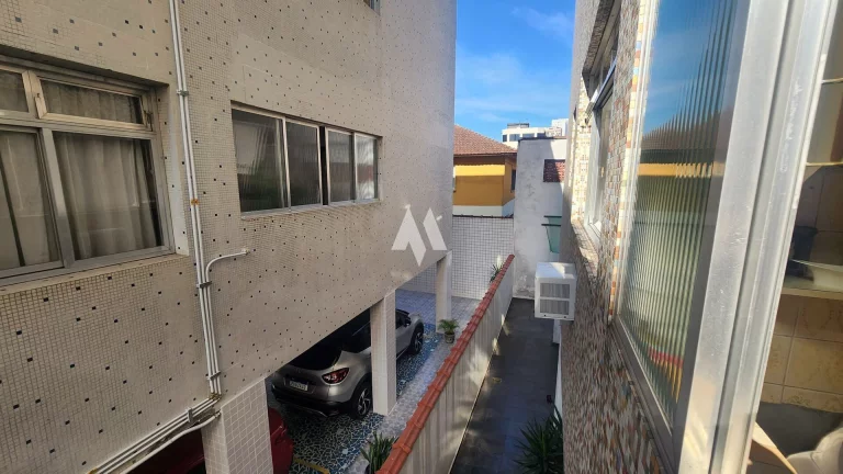 Imagem Apartamento em Vila Valença, São Vicente/SP, 2 dormitórios, 1 vaga, 2 banheiros