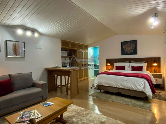 Imagem Studio à Venda em Campos do Jordão — Jaguaribe, Mobiliado e com Jardim