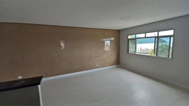 Imagem APARTAMENTO COM 48 m² - FORTE - PRAIA GRANDE SP
