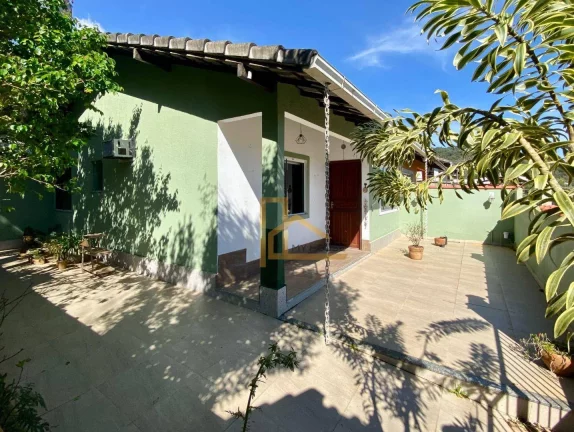 Casa em Vargem Grande – 2 quartos, suíte, quintal em Vargem Grande - Teresópolis-RJ