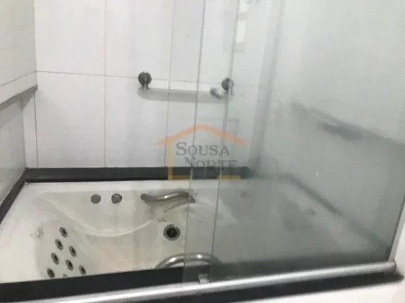 Imagem Apartamento com 3 dormitórios, sendo 1 de empregada e 2 com armários planejados, sala ampla para 2...