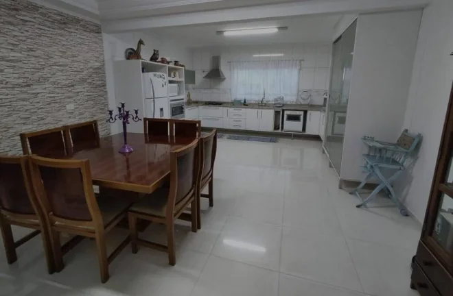 Imagem Sobrado Maravilhoso na Vila Floresta 254 m² 3 Andares e 4 Dormitórios