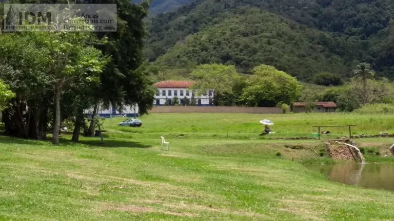 Imagem Fazenda histórica de 1832 com 133ha em Piquete - SP