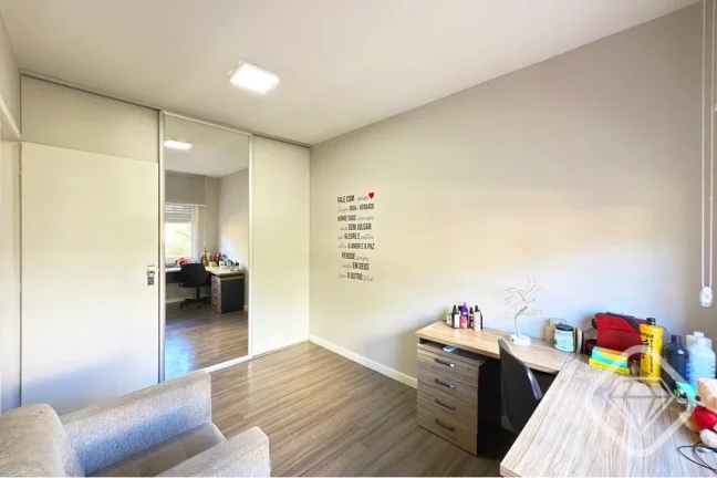 Imagem Duplex amplo e bem distribuído, resultado da união de duas unidades
Ambientes reformados com quali...