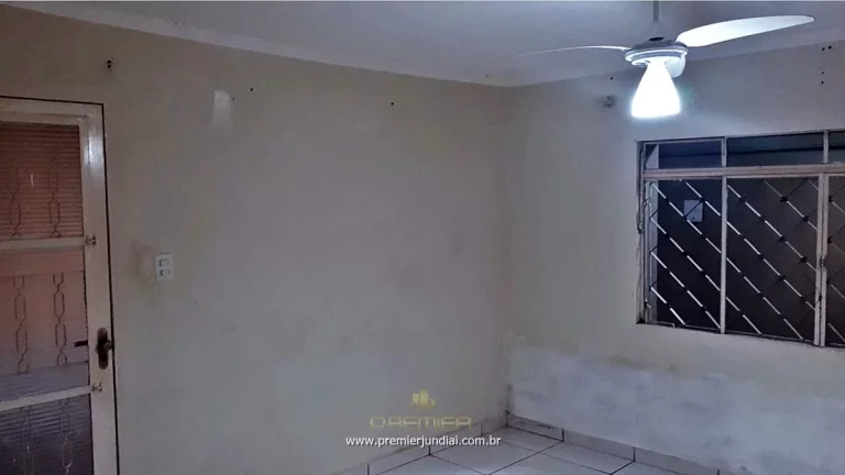 Imagem CASA AMPLA COM EDÍCULA E ÓTIMA LOCALIZAÇÃO NA VILA HORTOLÂNDIA