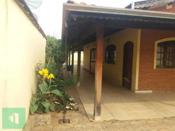 Imagem Casa à venda em Itobi, com 2 quartos