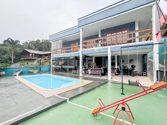 Imagem Casa à venda, 200 m² por R$ 1.490.000,00 - Albuquerque - Teresópolis/RJ