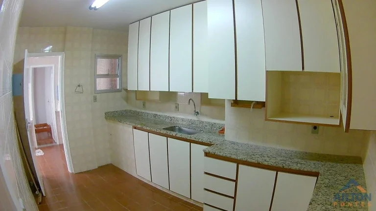 Imagem Apartamento com 2 Quartos + DCE à Venda no Centro - Guarapari/ES