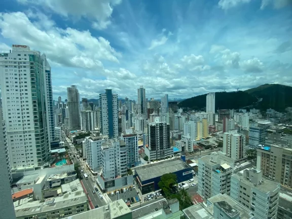 Imagem Apartamento com 4 suítes à venda no Centro de Balneário Camboriú/SC