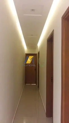 Imagem ???? "Se você quer uma COBERTURA ESPAÇOSA e sem condomínio por um preço justo... esse achado em Santo André é pra você!"
