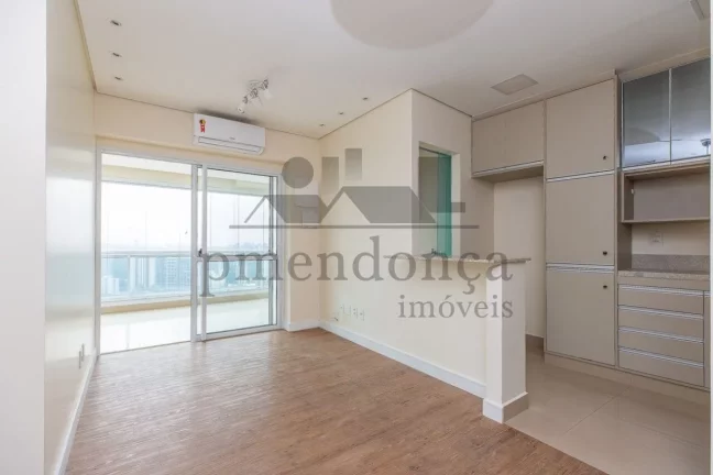 Imagem Apartamento em Pinheiros com 2 quartos (1 suíte) e 2 vagas, 72m2