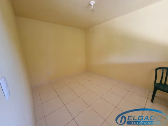 Imagem DELGADO aluga CASA em Itaboraí-RJ, Bairro Ampliação: 1 quarto, 1 sala, 1 banheiro