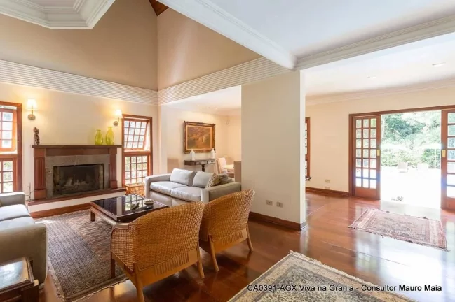Imagem Casa com 7 dorms (5 suítes) à venda, 500 m² por R$ 3.900.000 - Granja Viana - SP